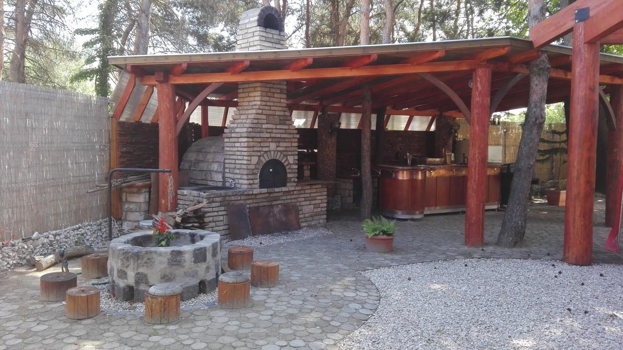 凯奇凯梅特桧柏公园酒店 外观 照片